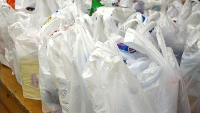 Qeveria mbeshtet propozimet per taksen e plastikes: Do ulet ne 10 leke/kg